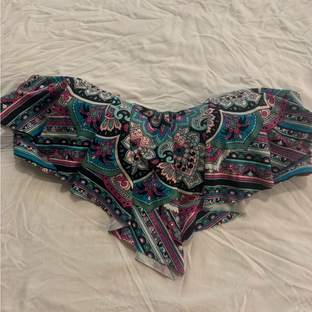 Xhilaration Teal Pink Black Paisley Swim Top